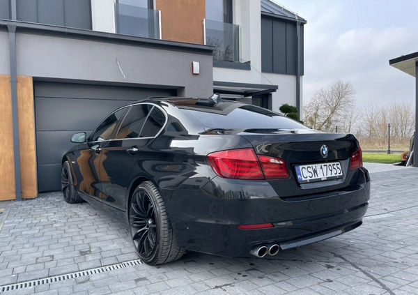 BMW Seria 5 cena 58900 przebieg: 211500, rok produkcji 2012 z Świecie małe 529